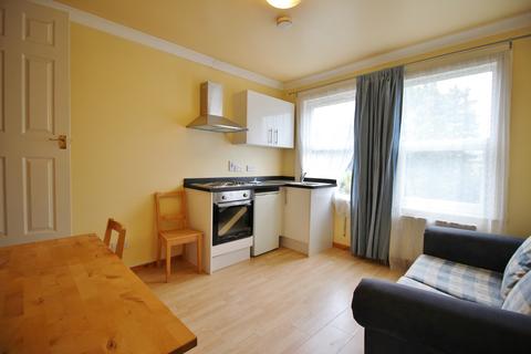 1 bedroom flat to rent, Flat 3, 35, Grosvenor Road, Finchley Central, London