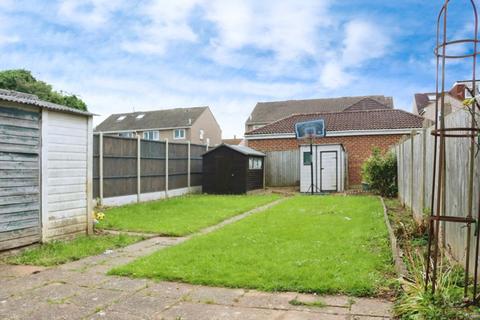 3 bedroom semi-detached house to rent, Thames Road Estate