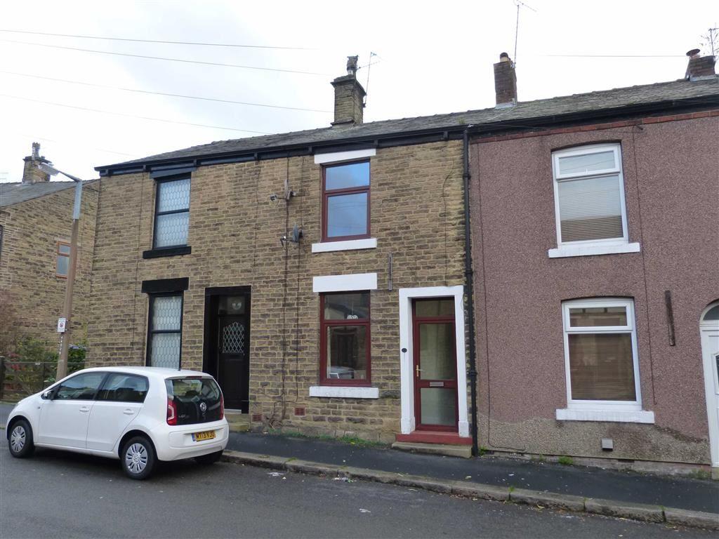 Hadfield Street, Glossop 2 bed terraced house £119,950