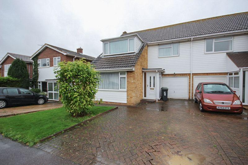 Higham View, North Weald, Essex, CM16 3 bed semidetached house £379,999