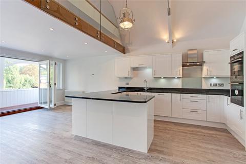 3 bedroom apartment to rent, Thameside, Henley-on-Thames, Oxfordshire, RG9