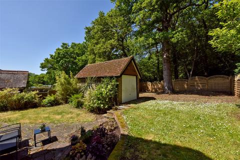 4 bedroom detached house to rent, Old Lane Gardens, Cobham, Surrey, KT11