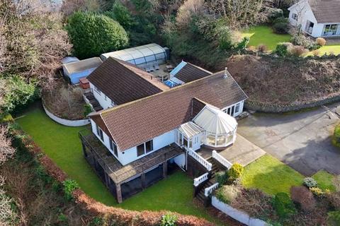 7 bedroom detached house for sale, Pentwyn Lane, Govilon, Abergavenny