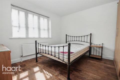 undefined, White Willow Close, Ashford