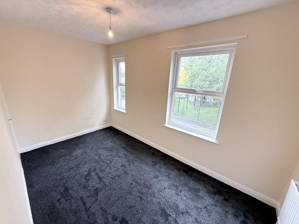 Apartment in Harpurhey - View 4