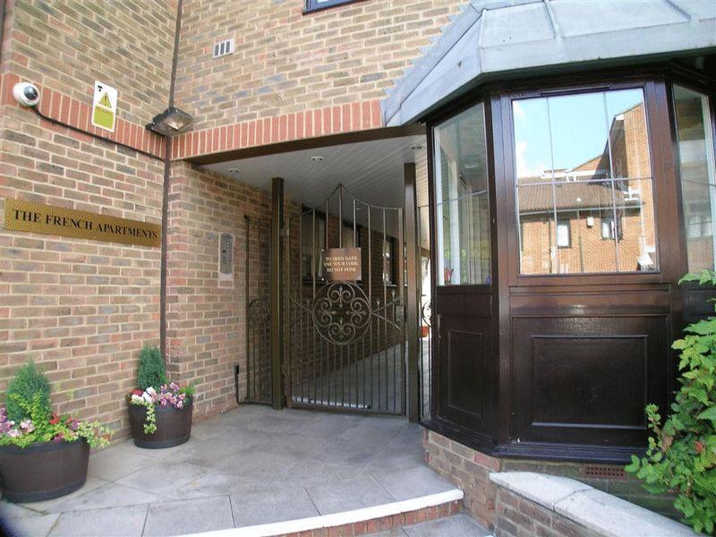The French Apartments Lansdowne Road Purley 2 Bed Apartment 285 000
