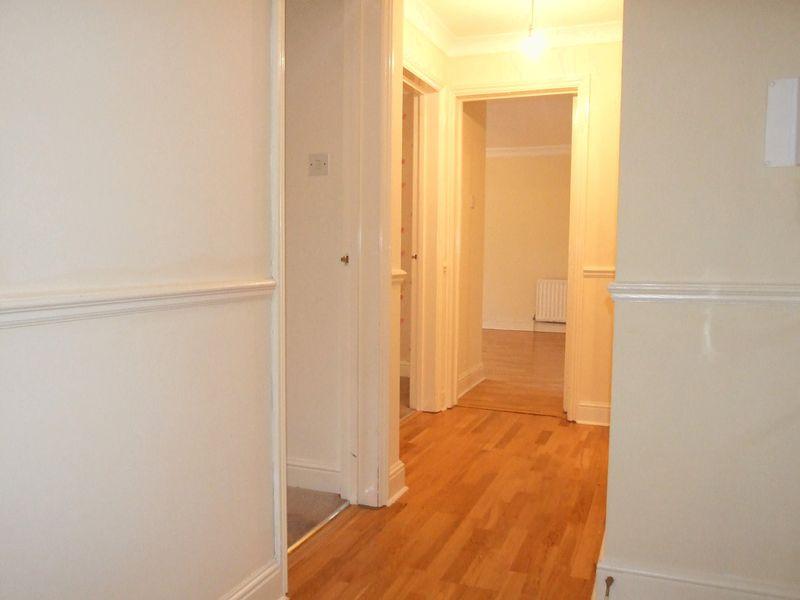 The French Apartments Lansdowne Road Purley 2 Bed Apartment 285 000