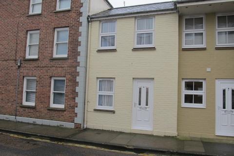 2 bedroom terraced house to rent, Chapel Street, Newport, Isle Of Wight, PO30