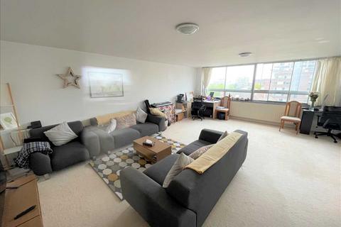 2 bedroom apartment to rent, Sussex Court, Eaton road, Brighton