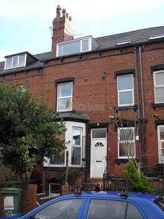 4 bedroom house to rent, 40 Royal Park Avenue Hyde Park Leeds