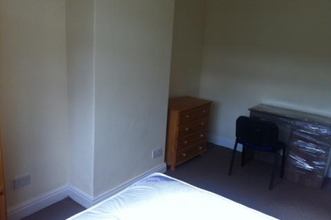 undefined, 18 Royal Park Avenue Hyde Park Leeds West Yorkshire