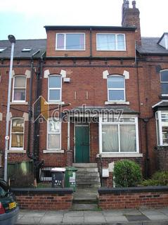 4 bedroom house to rent, 58 Royal Park Avenue Hyde Park Leeds