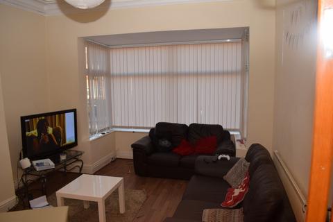 5 bedroom house to rent, 112 Woodsley Road Hyde Park Leeds West Yorkshire