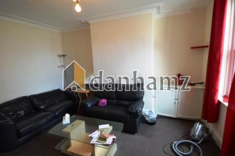 4 bedroom house to rent, 26 Royal Park Grove Hyde Park Leeds West Yorkshire
