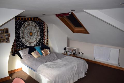 1 bedroom house to rent, Room 1, 373 Burley Road Burley  Leeds West Yorkshire