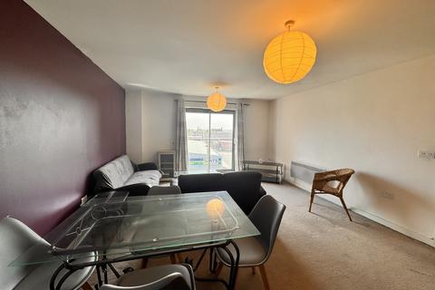 2 bedroom apartment to rent, Bouverie Court, Cross Green Lane