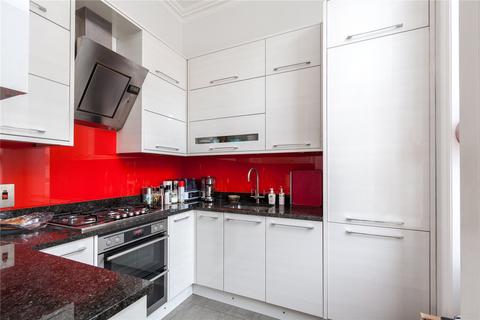 3 bedroom flat for sale, Observatory Gardens, Kensington, London