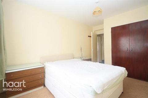 1 bedroom flat to rent, Hartfield Road, London