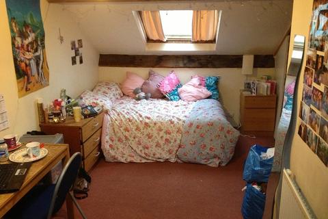 undefined, 34 Cliff Road Woodhouse Leeds