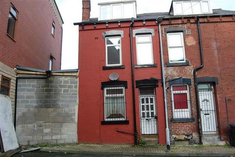 2 bedroom terraced house for sale, Cross Woodview Street, Beeston, Leeds