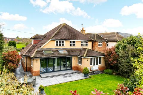 24 Broad Green, Cranfield, Bedford, MK43 0JH