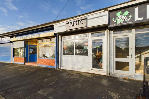 Shop to rent, Moorhey Road, Maghull