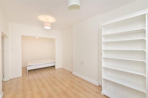 Studio to rent, Strathearn Place, Hyde Park, London