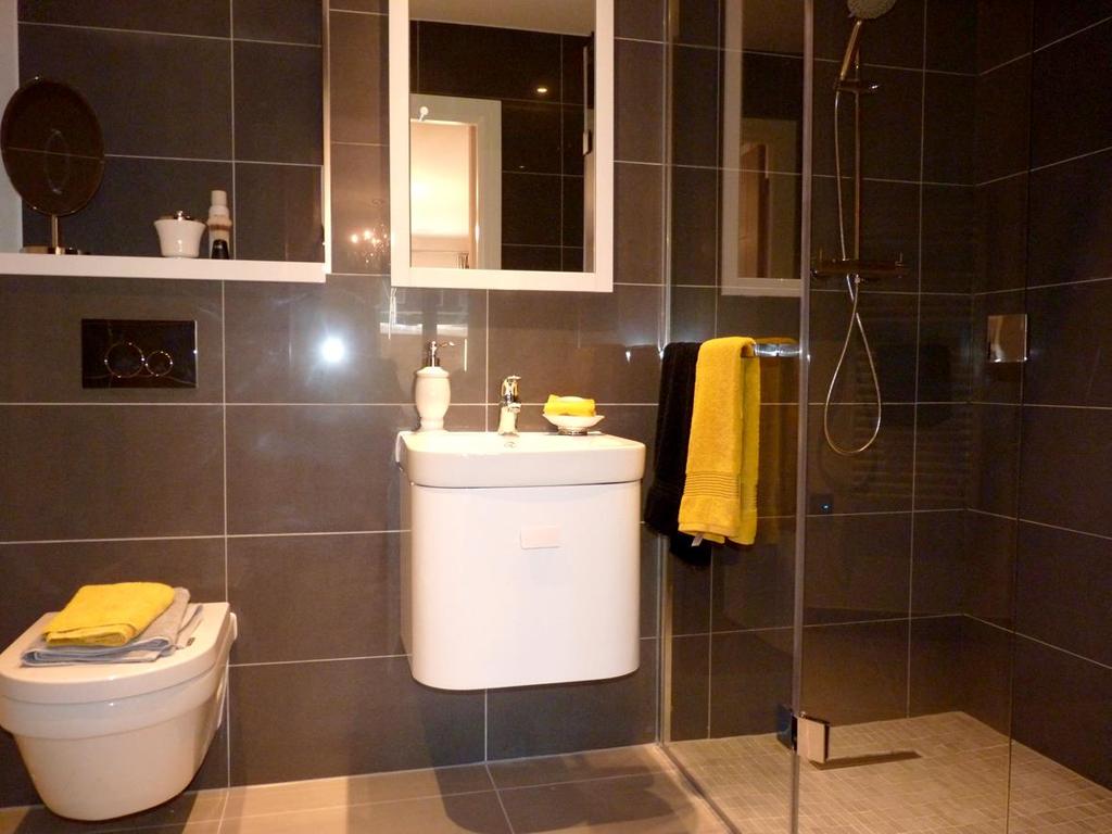 En-suite Bathroom