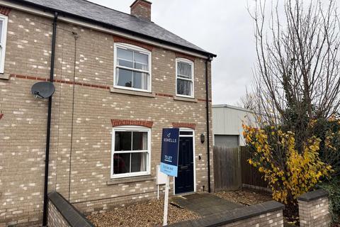 3 bedroom terraced house to rent, Ditton Walk, Cambridge