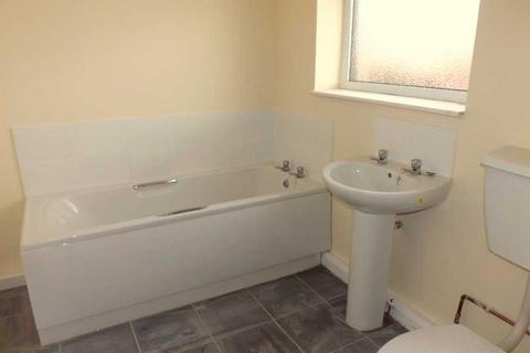 2 bedroom end of terrace house to rent, Rotherham Road, Clowne, Chesterfield