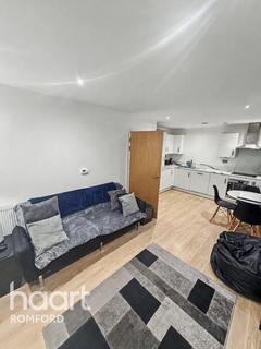 1 bedroom apartment to rent, Wideford Drive, Romford