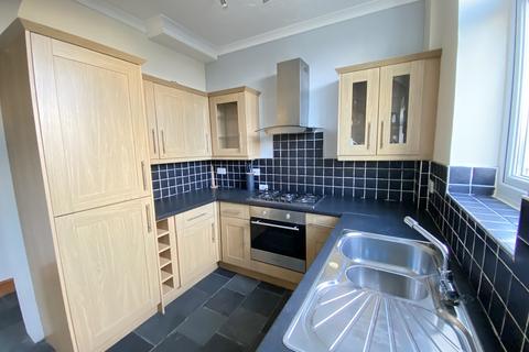 3 bedroom semi-detached house to rent, Park Avenue, Mumbles, Swansea