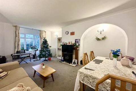 undefined, Holly Close, Storrington, RH20