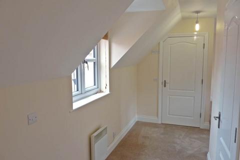 1 bedroom flat to rent, Church Street, Twyford