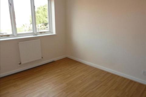 2 bedroom semi-detached house to rent, Sunburst Close