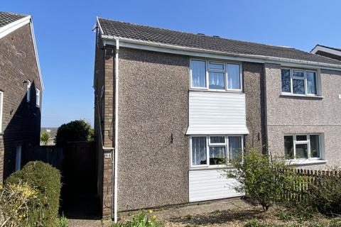 2 bedroom semi-detached house to rent, Chestnut Avenue, West Cross, Swansea, SA3