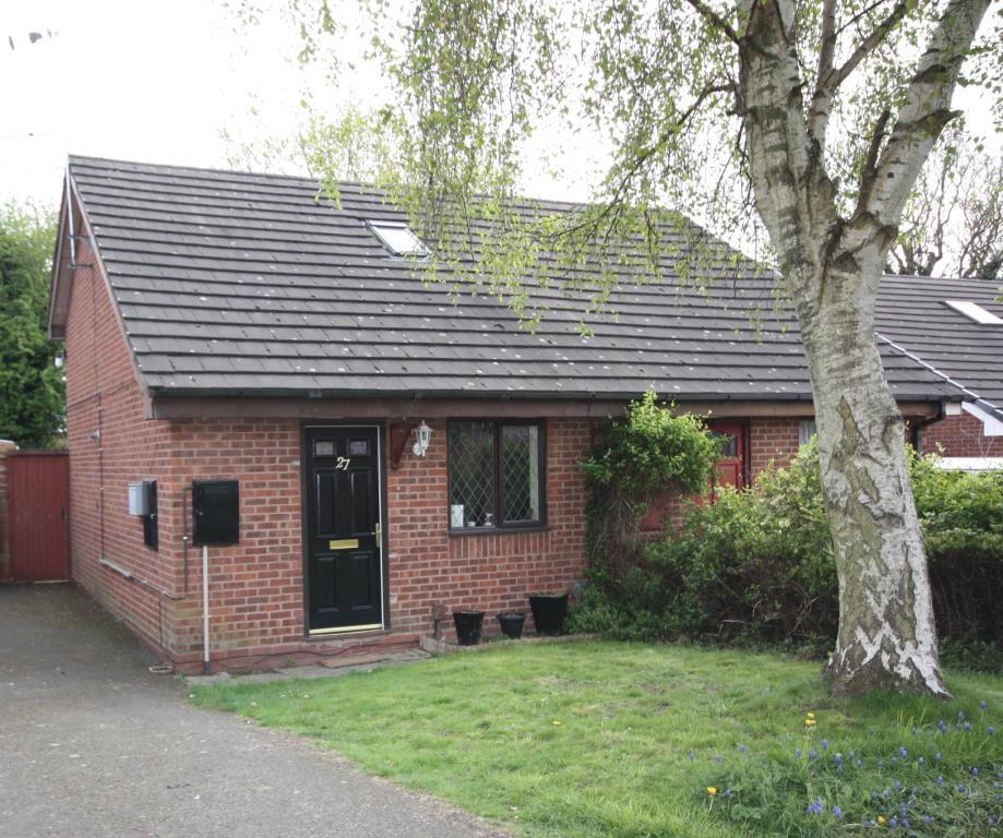 Hawkesbury Close, Redditch, Worcestershire, B98 1 bed semidetached