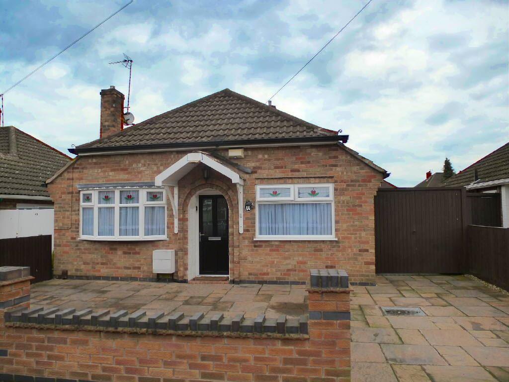 Repton Road, Wigston 2 bed detached bungalow £210,000