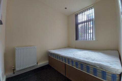 1 bedroom detached house to rent - 31 Bairstow Street Preston PR1 3TN