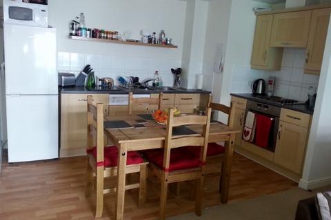 2 bedroom apartment to rent, Station Approach, Epsom KT19