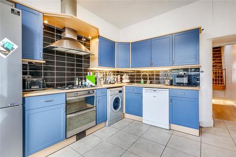 2 bedroom flat to rent - Ivy Crescent, Chiswick, London
