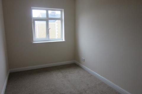 2 bedroom flat to rent, 8 Sketty Court Dillwyn Road Sketty Swansea