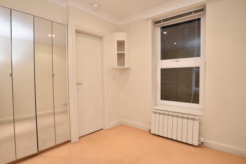 undefined, Valley Drive, Harrogate, HG2 0JP