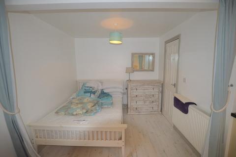 Studio to rent, Birch Hall, Felsham