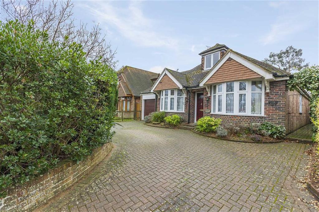Sandyhurst Lane, Ashford, Kent 4 bed detached bungalow £475,000