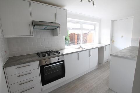 3 bedroom detached house to rent, Thorncliffe Gardens George Street, HU16
