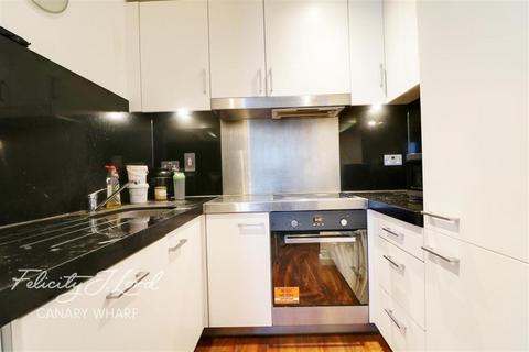 1 bedroom flat to rent, New Providence Wharf E14