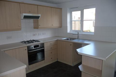 3 bedroom semi-detached house to rent, Seaview Road, Cowes, Isle Of Wight, PO31