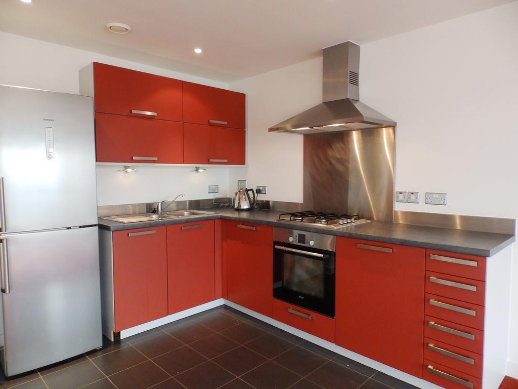 Linemans View, Ropetackle, Shoreham by Sea BN43 2 bed apartment £