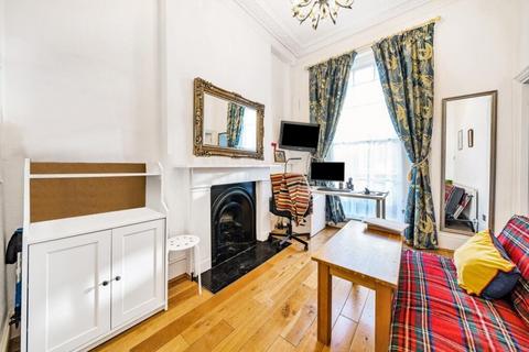 1 bedroom terraced house to rent, Warwick Way, Pimlico, London, SW1V